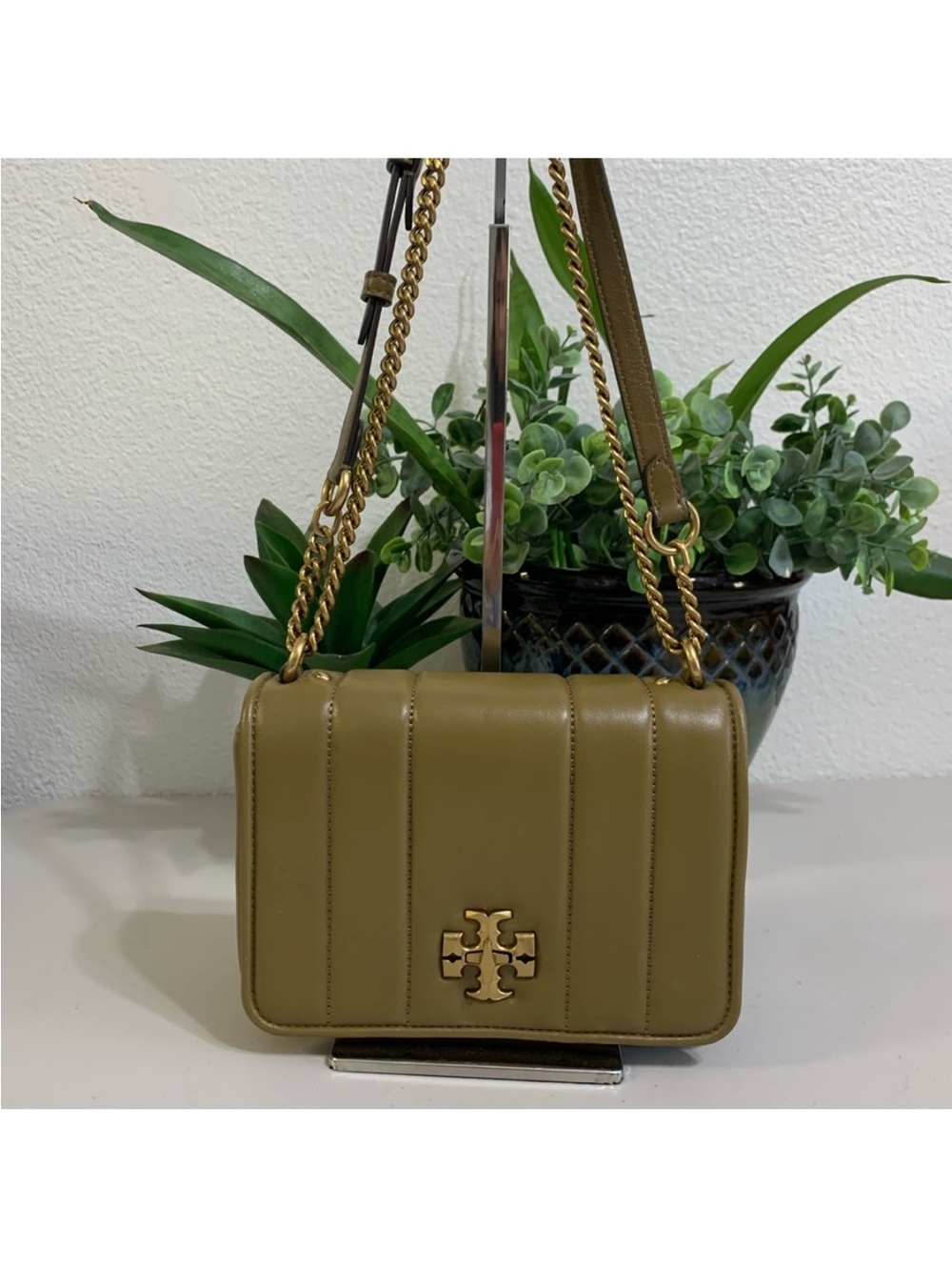 👜💕Tory Burch Olive Green Quilted Leather Shoulder Bag